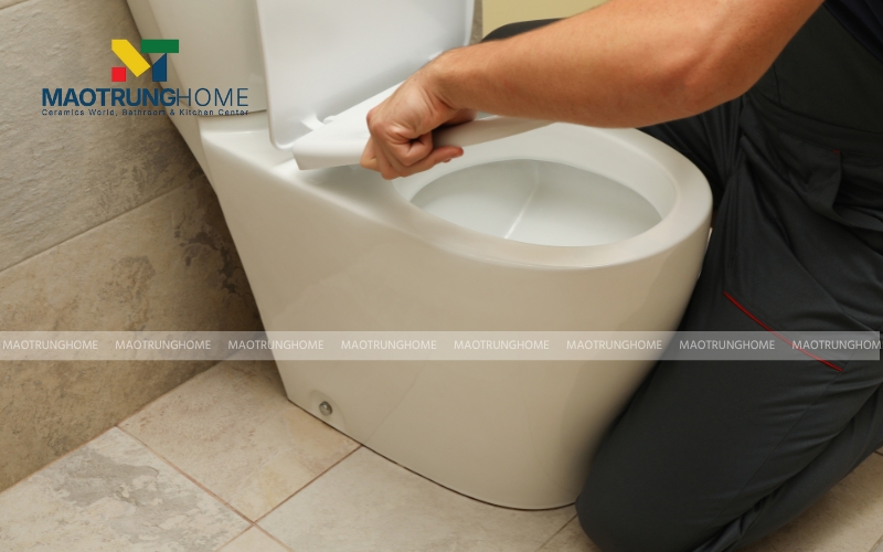 Bảo dưỡng bồn cầu để tránh sự cố