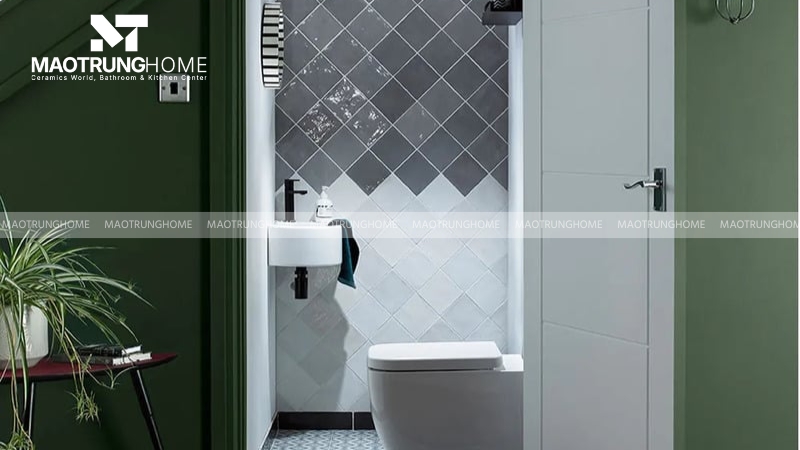 Bạn không nên đặt bồn cầu ở cuối hành lang dài