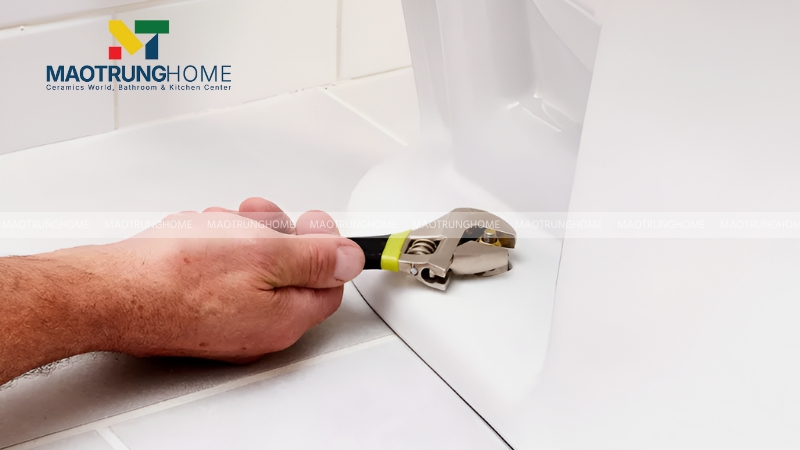 Các bước tháo dỡ bồn cầu cũ