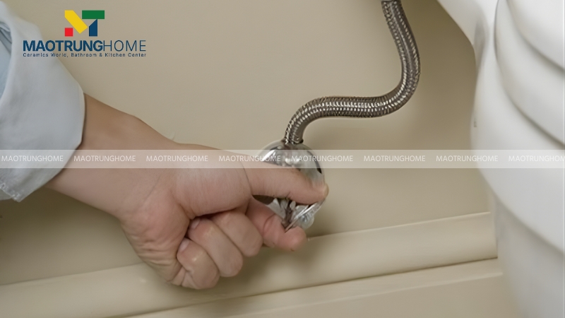 Bạn cần kiểm tra đường cấp nước chờ hoạt động tốt