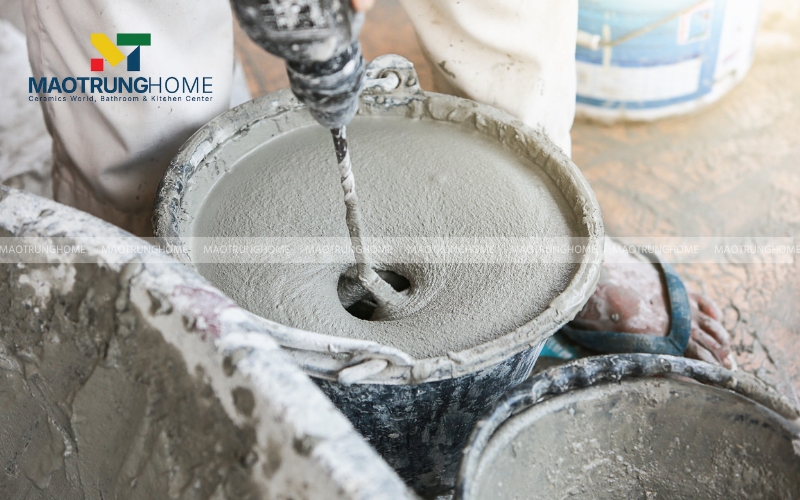 Trộn vữa và định vị bồn cầu