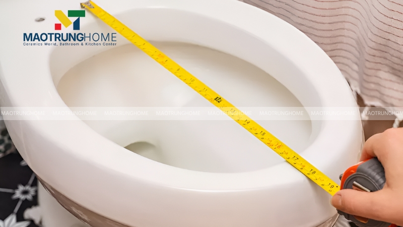 Đo kích thước bồn cầu để chọn nắp mới chính xác