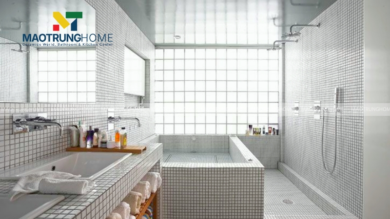 Thiết kế lấy sáng độc đáo cho nhà vệ sinh hiện đại