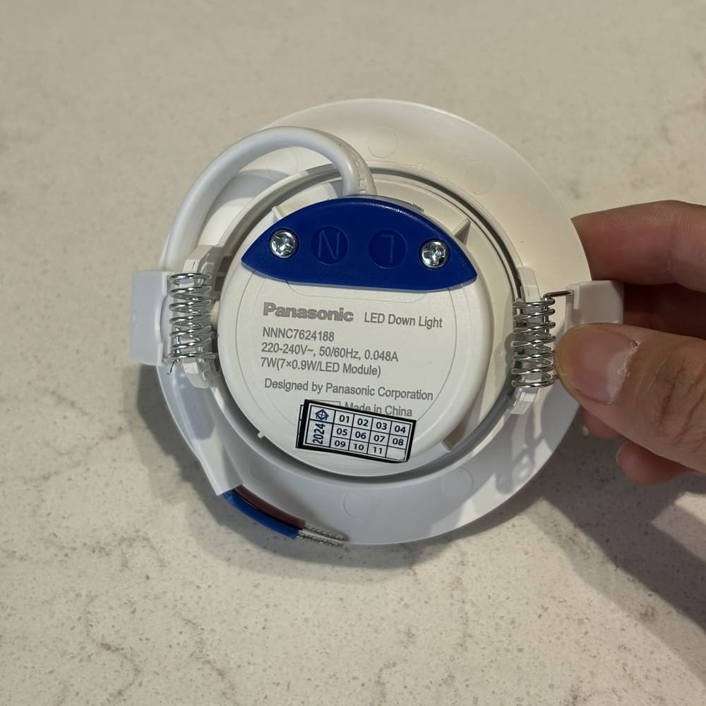 Đèn led âm trần chỉnh góc loại tròn Panasonic 5W / 7W - Ảnh 5