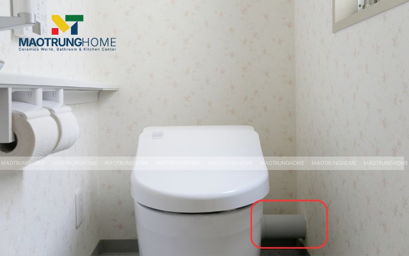 Bồn cầu có tâm xả thoát tường