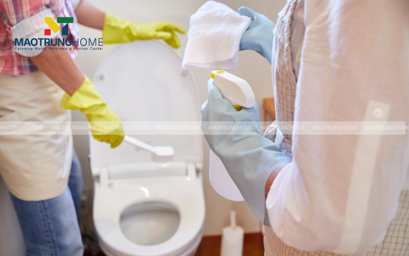 Hỗn hợp baking soda và giấm là giải pháp an toàn giảm mùi hôi