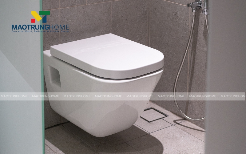 Bồn cầu TOTO treo tường