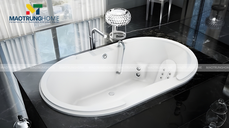 Bề mặt bồn tắm ngọc trai lấp lánh tạo cảm giác sang trọng