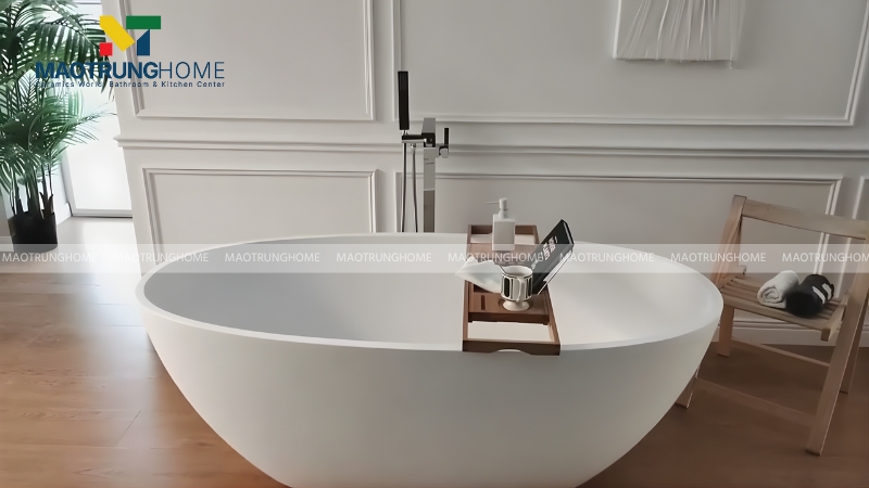 Bồn tắm solid surface dễ trầy xước hơn đá tự nhiên