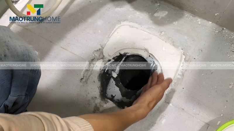 Thông số tâm thoát tiêu chuẩn của hầu hết bồn cầu Caesar là 300mm