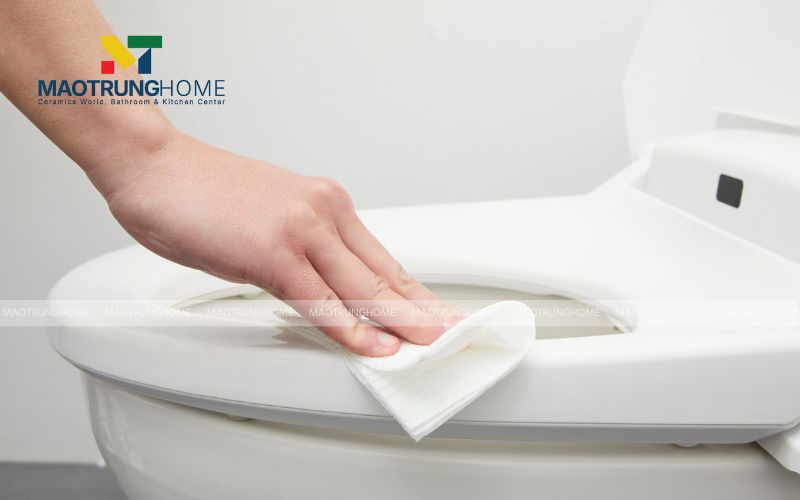 Lau khô toàn bộ thiết bị