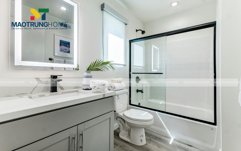 Đối với phòng tắm lớn