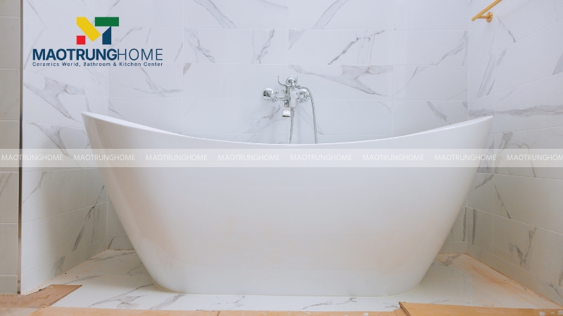 Kích thước bồn tắm INAX cỡ vừa (dài từ 1.5m đến 1.7m)