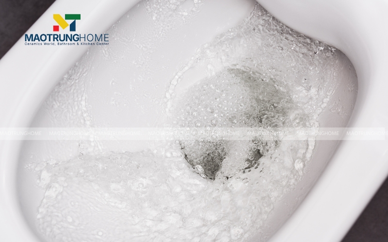 Bồn cầu xả nước chậm, yếu