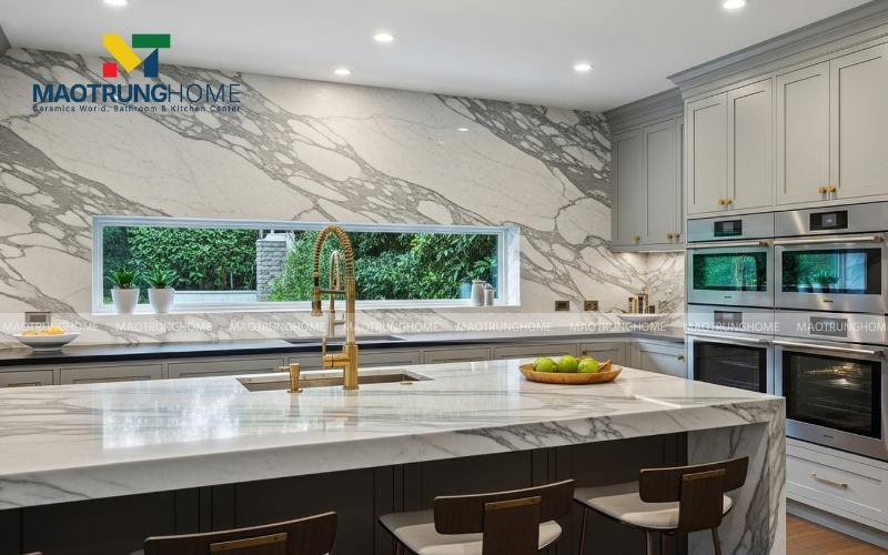 Mẫu gạch ốp tường nhà bếp sạch sẽ